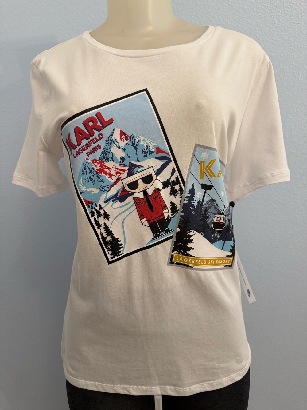 KARL LAGERFELD PARIS Apres Ski Photo Tee shirt. New with tags.